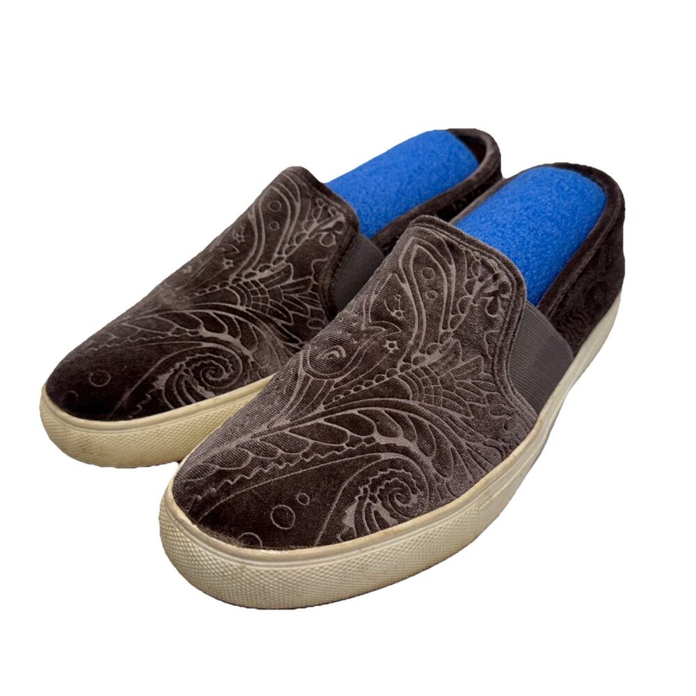 Size 8.5M - Women’s Steve Madden Slip On Shoes - Evangel
